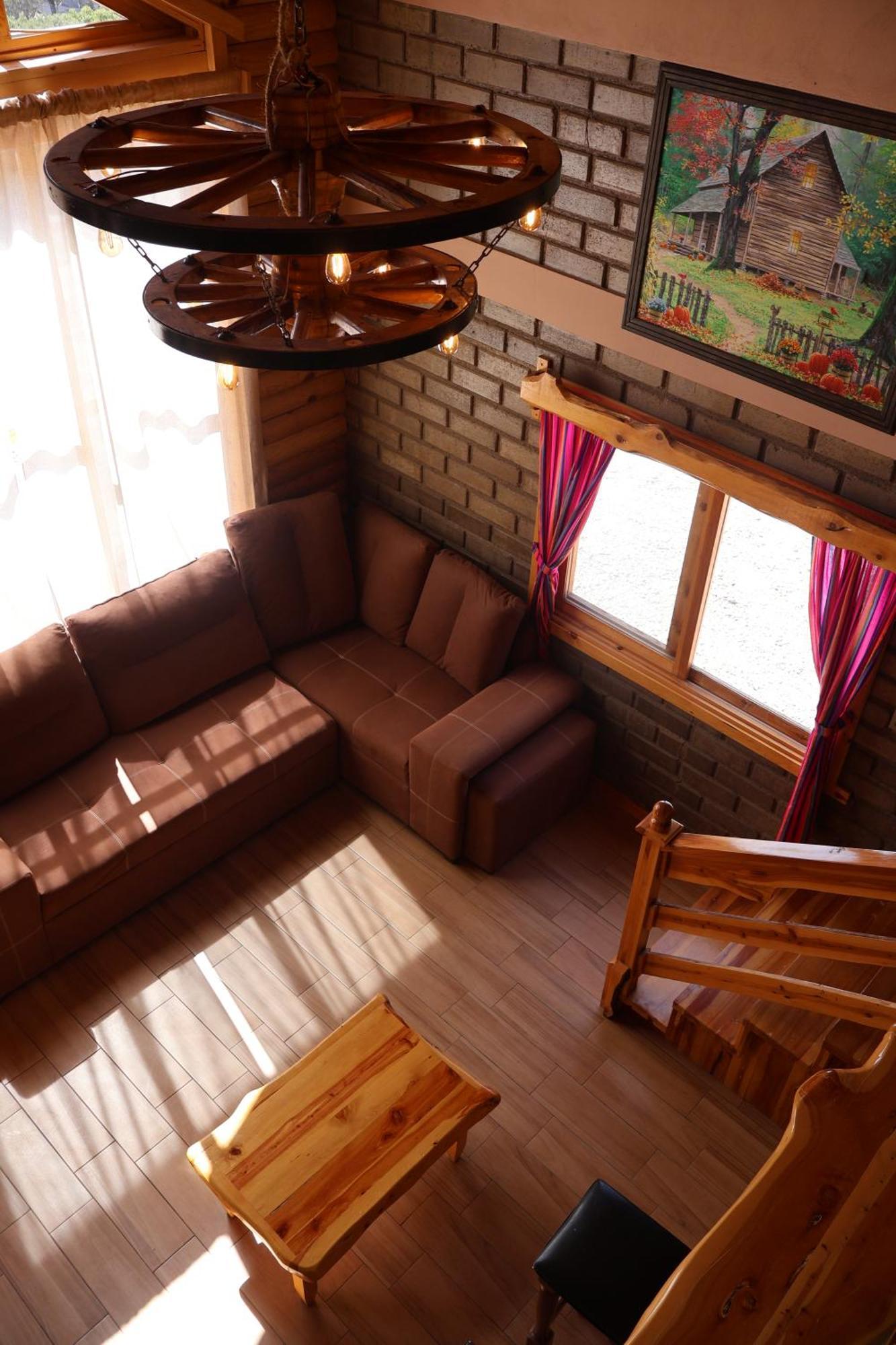 Grand Mountain Chalet